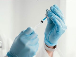Отношение религии к вакцинации